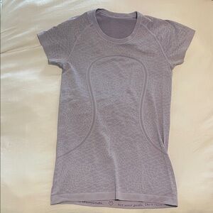 lululemon athletica Light Purple Short Sleeve Tee